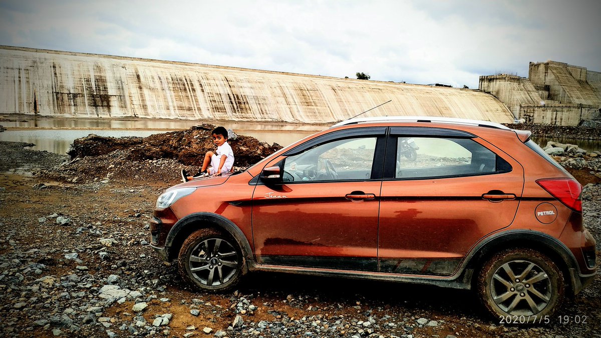 bhavesh8392's tweet photo. Small Tour During Lokdown 💓
With my Beast 👊 and Son #Jeaan
#Fordmovment #statueofunity #Narmadadam @FordIndia https://t.co/HGw5DmwhRG
