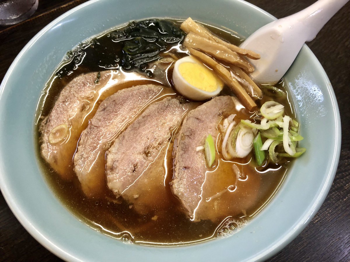 福島モンタ Sur Twitter トキワ荘の先生方に愛されたラーメン 松葉 まんが道にもたびたび登場し聖地化 10冊くらいある来訪者の落書き帳には ラーメン大好き小池さんこと鈴木伸一さんの 自画像 も トキワ荘 松葉 藤田和日郎 福島モンタ Sur Twitter トキワ荘の先生方に愛されたラーメン 松葉 まんが道にもたびたび登場し聖地化 10冊くらいある来訪者の落書き帳には ラーメン大好き小池さんこと鈴木伸一さんの 自画像 も トキワ荘 松葉 藤田和日郎