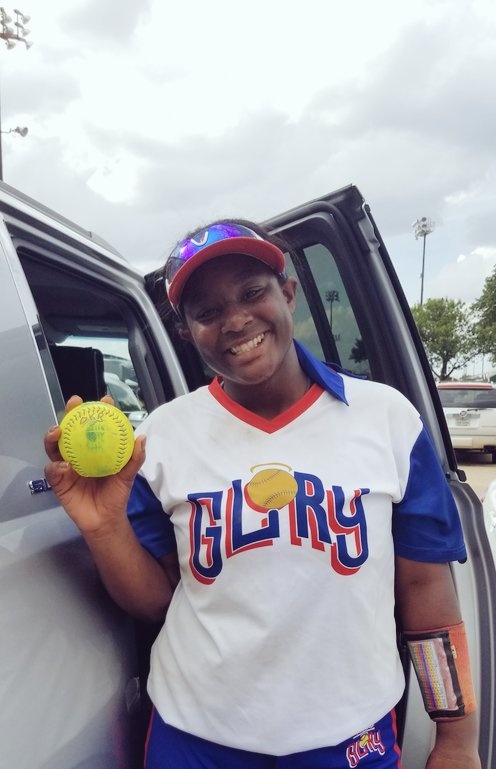 CalaSoftball's tweet photo. Thanks to @LeeVelazquez06 @texasglory2024 @TexasGlory @FastPitchNet for this honor. And congratulations to the other softball girls. @paisliea1 @NevaehWatkins5 @KayleeC2024_29 @ainsleyfp9 https://t.co/RZTOndzGJU