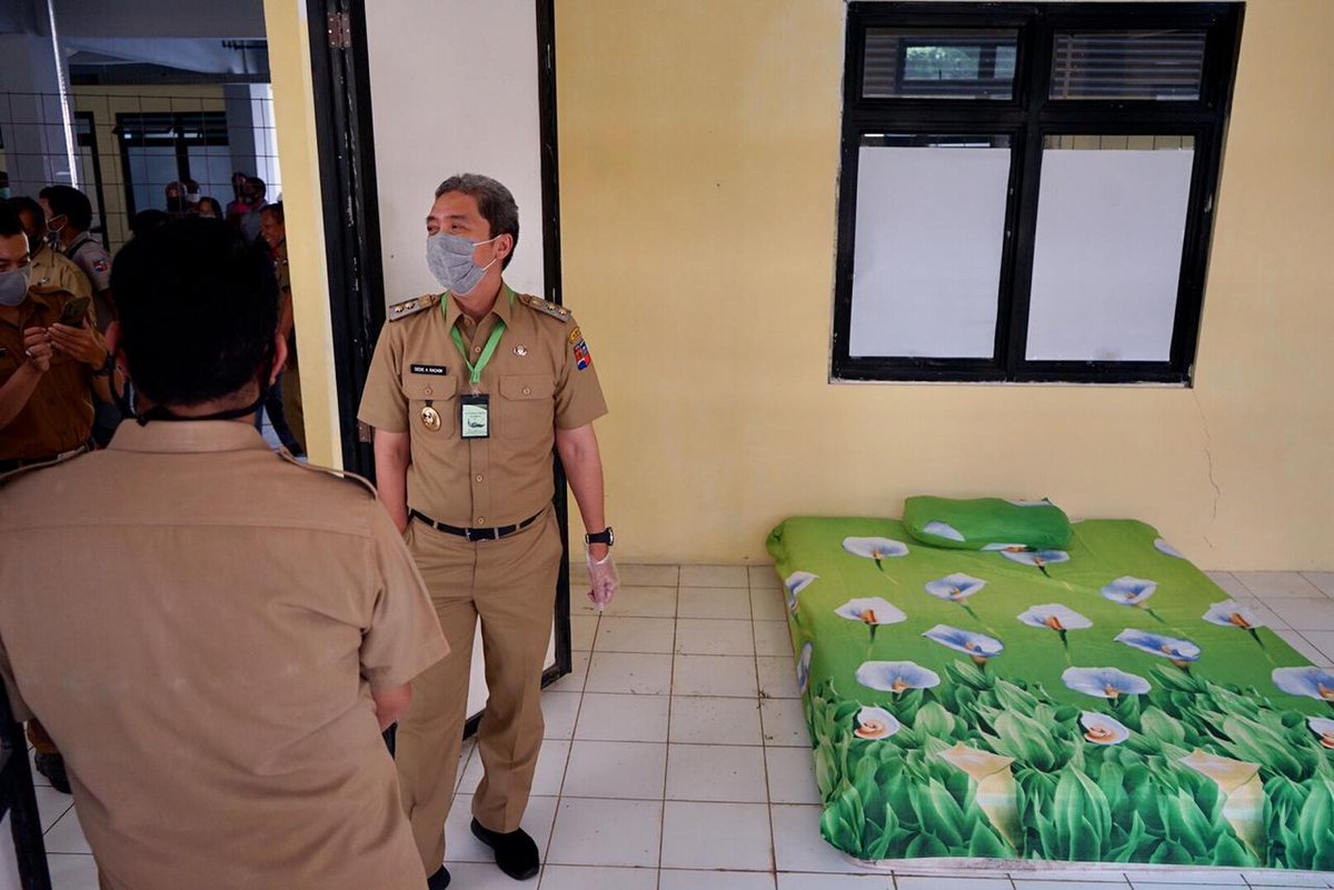 PemkotaBogor's tweet photo. Antisipasi Situasi Terburuk, GTPP Covid-19 Kota Bogor Siapkan Ruang Isolasi di Rusunawa https://t.co/DqgTw5Wf1f

#pemkotbogor #welovebogor #bogohkabogor #bogorberlari https://t.co/h8gXw3DgL4