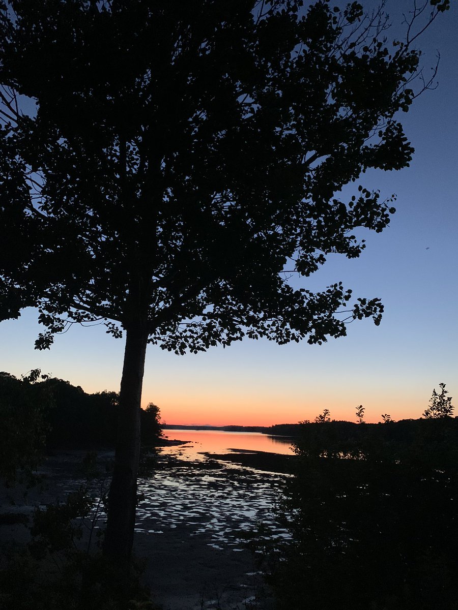 Essau1969's tweet photo. Until next time โค๏ธ #Maine ๐๐#Sunset #Photo #Amazing ๐#MaineStyle โฎ๏ธ https://t.co/9bAWPF0LtP