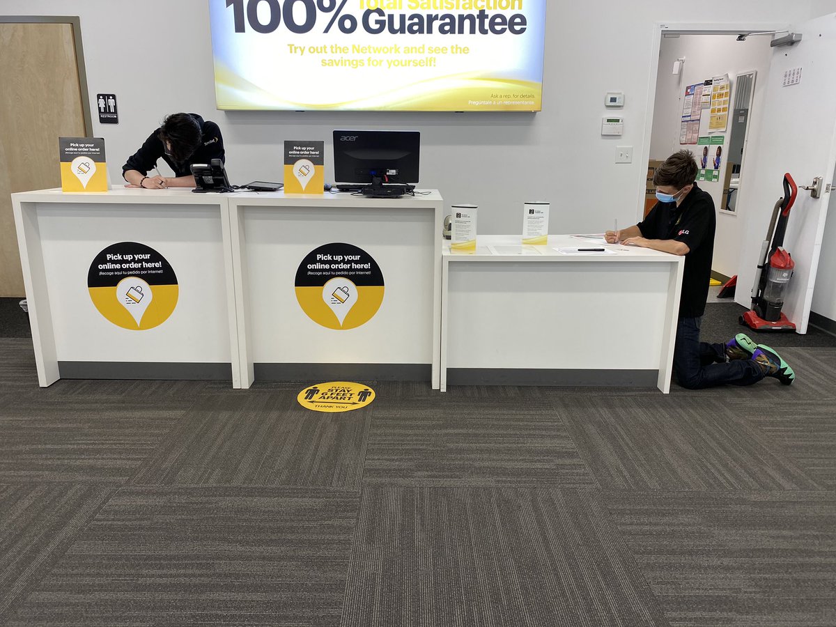 leebeecole's tweet photo. Quizzed some of the Canton boys today on the benefits &amp; featured of some of our BTS we offer, then perfected their pitch for every scenario from bill pays, to upgrades &amp; account questions, new customers, etc! #TheCSWay #Atlanta #PracticeMakesPerfect https://t.co/KI7S57aHVJ