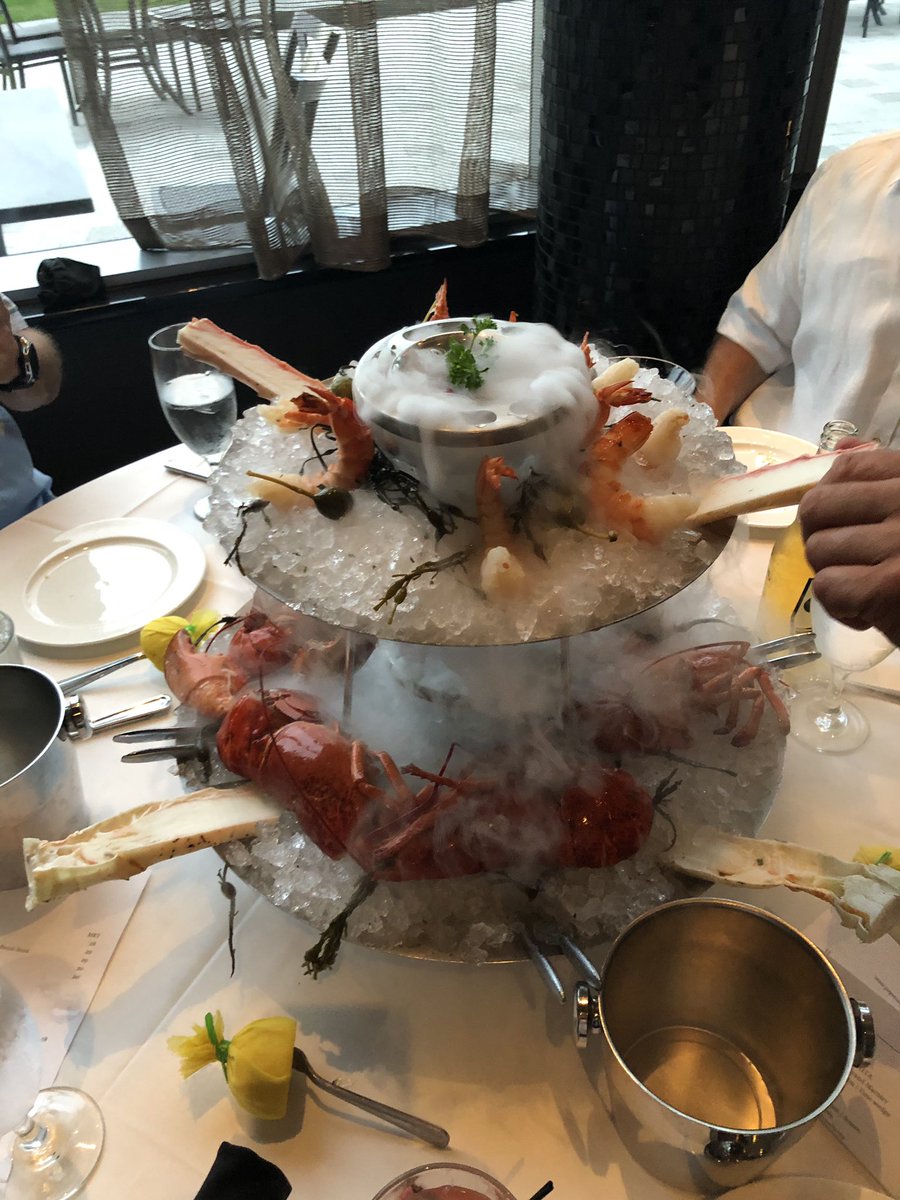 IeraciCorp's tweet photo. Seaport Boston with some old friends!! 🍷🥃🦞#landscaping #ieracilandscaping #ieraci https://t.co/ULb9kBnxnF