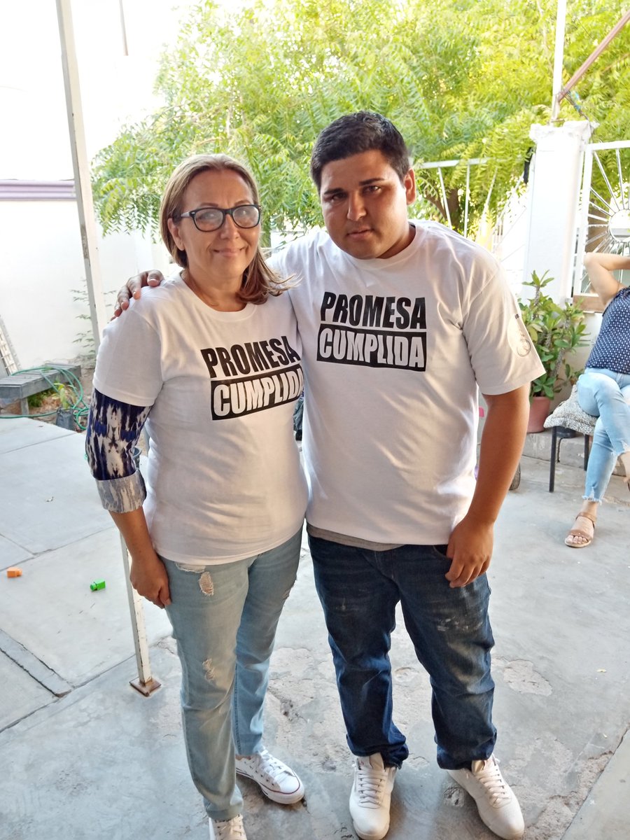 Le doy gracias a Dios por una familia portando la playera de PROMESA CUMPLIDA se que un día la aportaré esa playera donde ya te tenga mamá el día de hoy un tesoro regresa a casa una familia encuentra su familiar y podrá tener una cristiana sepultura en paz descanse Guadalupe.