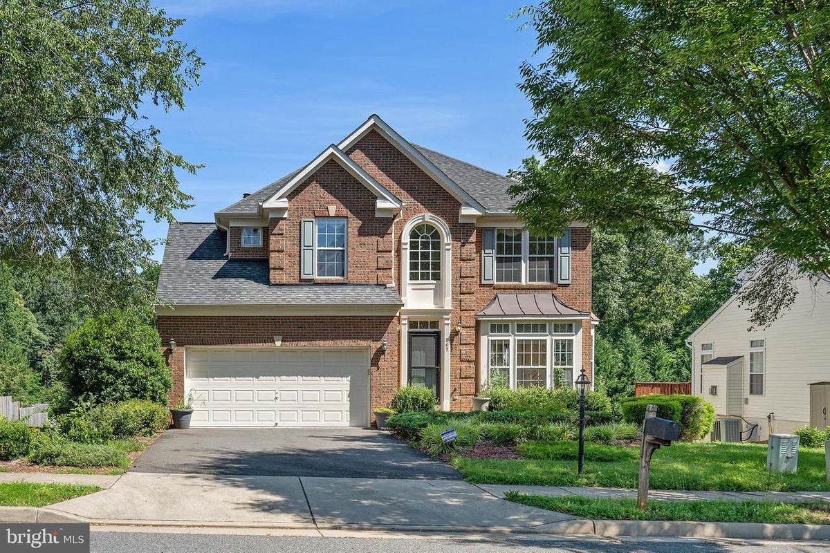 gusanthonyteam's tweet image. 347 Harper Drive, ORANGE, VA 22960 zcu.io/HIV5 #HomeforSale #FormerModel @gusanthonyteam