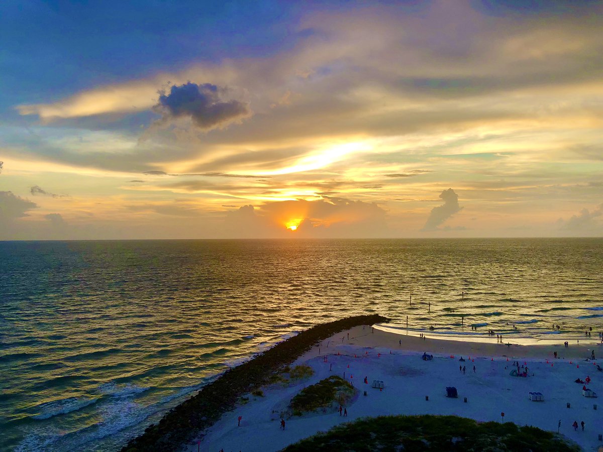 ChuckMarcom's tweet photo. Just had a super stay there and now @OpalSandsResort has been named one of the top 15 Resorts in Florida on @TravelLeisure “World’s Best” list https://t.co/0GhVZ2lve7