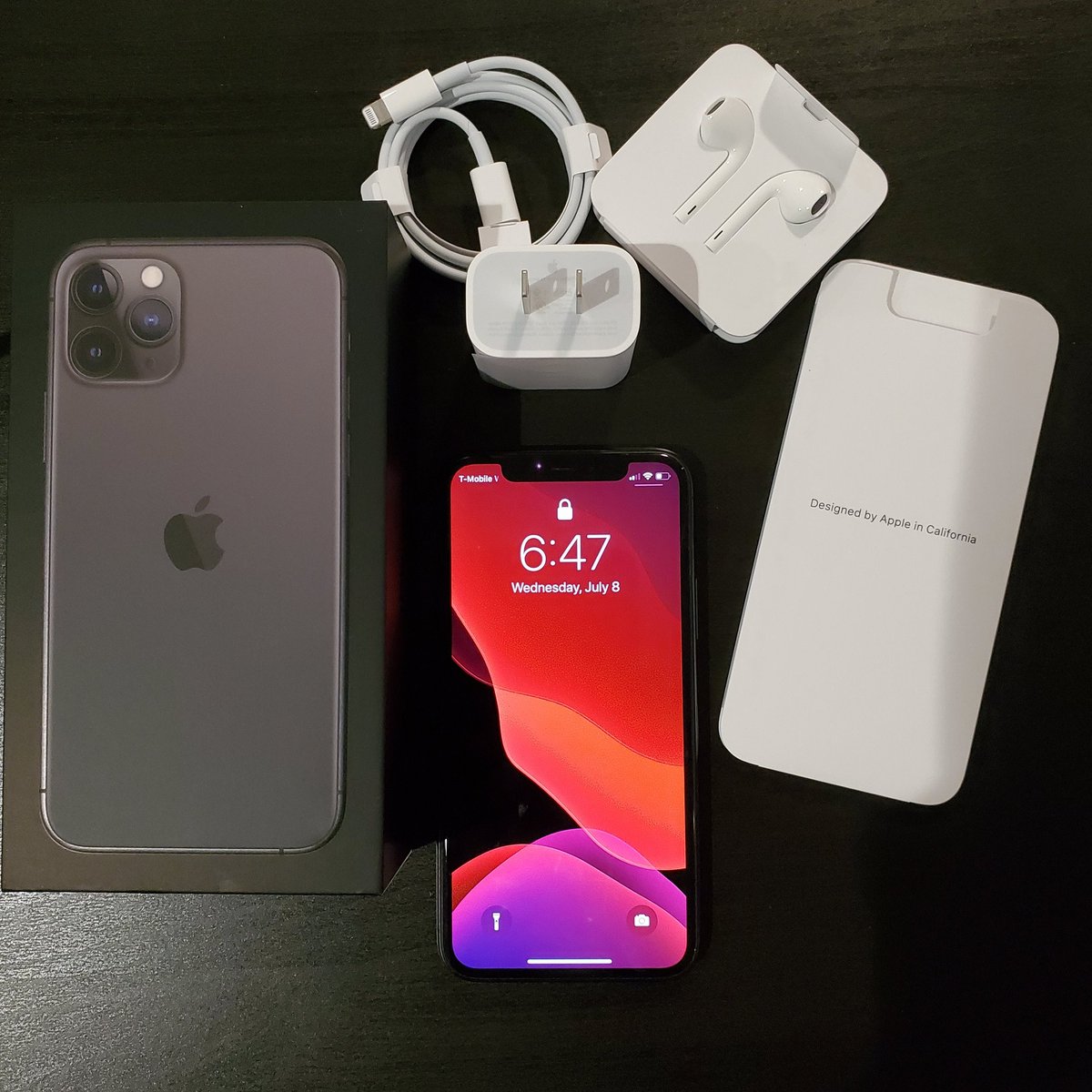 Hongily's tweet photo. Coolest thing I've won yet! Thank you @datadoghq! 😃 #iPhone11Pro https://t.co/rqCbMb545X