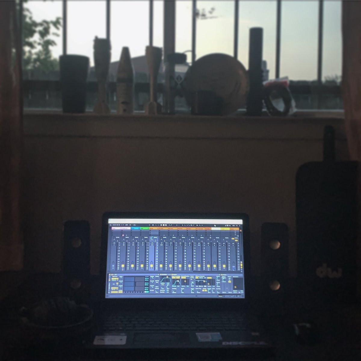 chefsaiah's tweet photo. Everyone has to start somewhere #abletonlive #audiotechnica #producersetup #dubstep #housemusic #futurebass #ott #serum https://t.co/QPwE7ty6Zi
