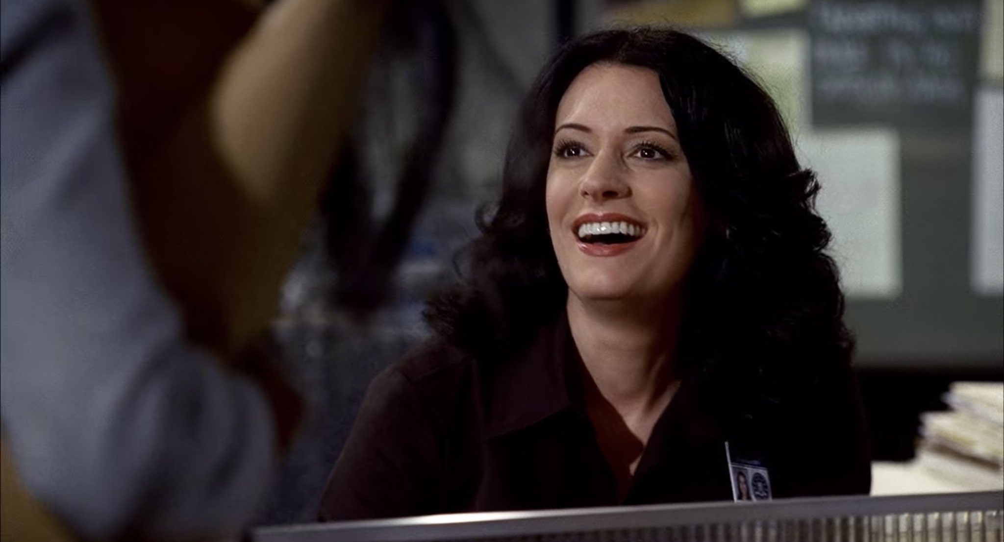 emily prentiss in every episode (prentissdaily) / Twitter