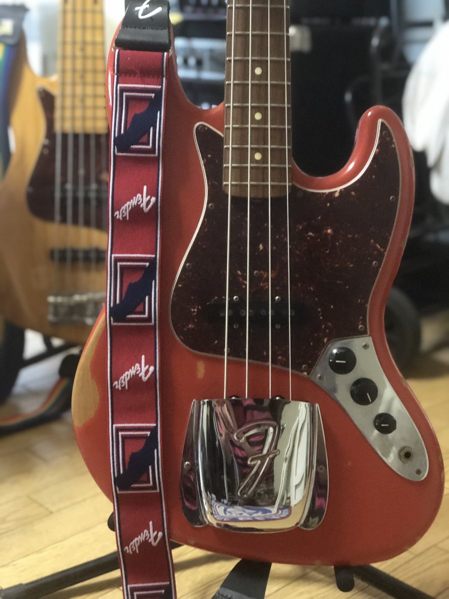 赤が好きな人と繋がりたい