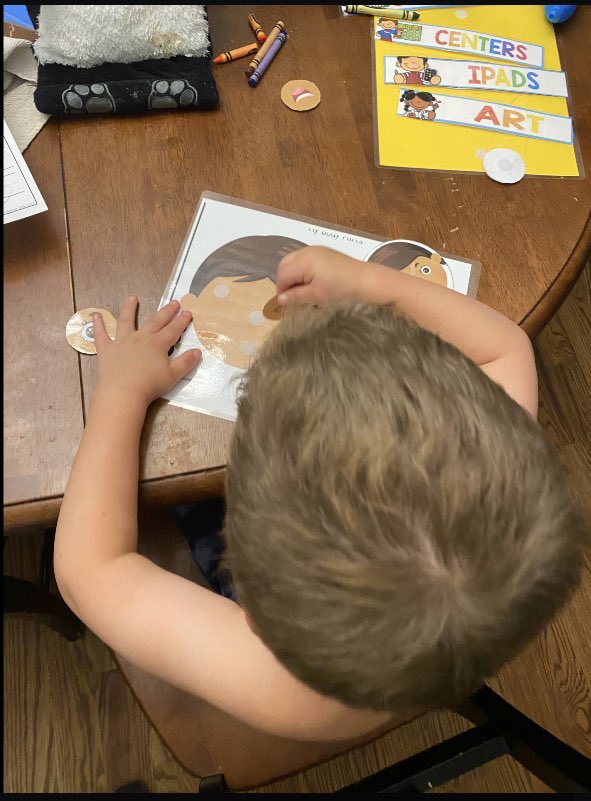 JenAvezzano's tweet photo. The work ethic in these little kids is amazing to me. Thankful their parents are helping them through this time. https://t.co/HrGjwmzjoB
