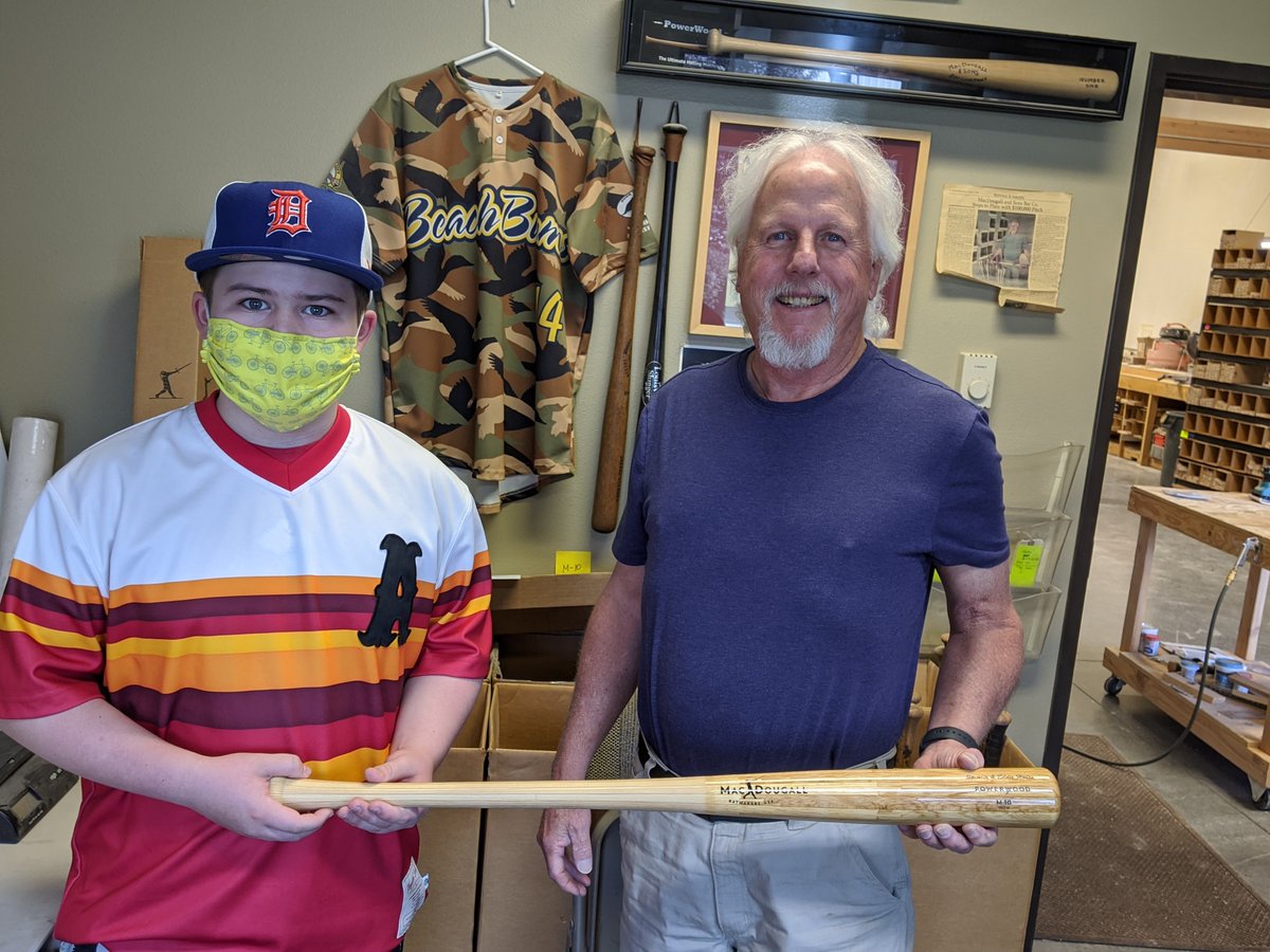 PolyesterUnis's tweet photo. Special thanks to John from @MacDougallBatCo for giving us a tour of the factory yesterday. We are now the proud owners of both an M-10 & an M-14 #PowerWood bat. If you are in the market for a new wood bat, these are by far the best (performance AND durability) bats out there! https://t.co/6AET2qXZ3r
