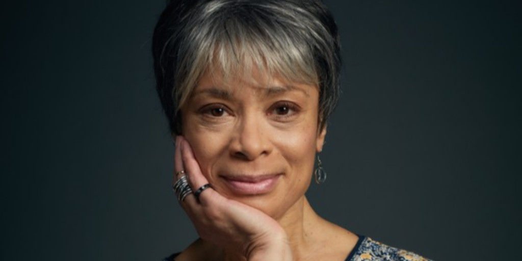 Happy birthday to our favorite magical aunt, Valarie Pettiford!!    