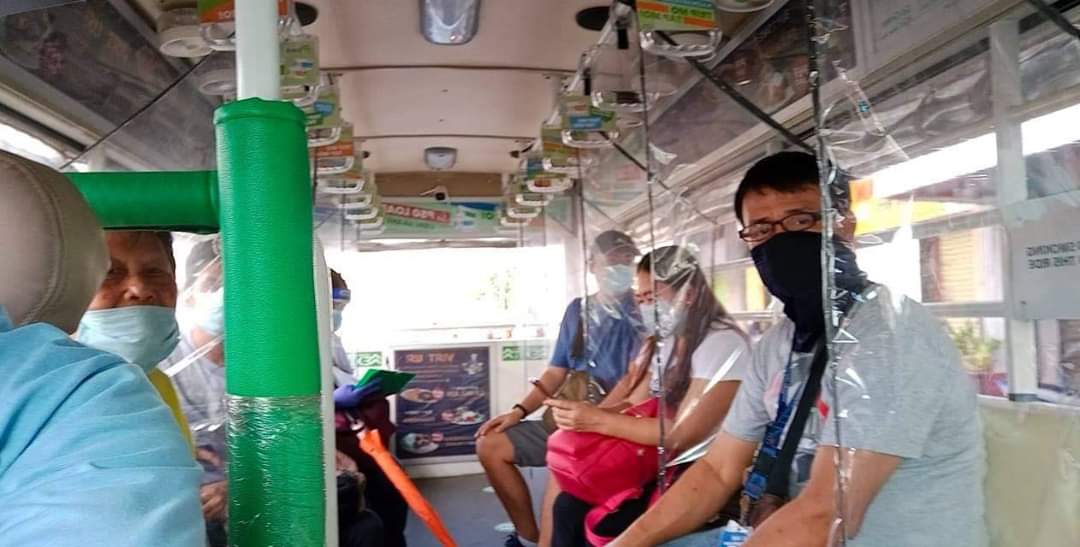 Star8GreenTech1's tweet photo. LOOK: EXTENDED ANG PROMO NG SOUTH METRO TRANSPORT COOPERATIVE SA KANILANG CASHLESS PAYMENT.
Ang 30 Pesos #GreenCard may 30 Pesos Load na din. promo until August 31, 2020. Mabibili ang mga Cards sa mga solar ejeep ng SMTC, Star 8 Casimiro, at sa Star Mall Alabang @ltfrbph @DOTrPH https://t.co/oRwAAkMtPq