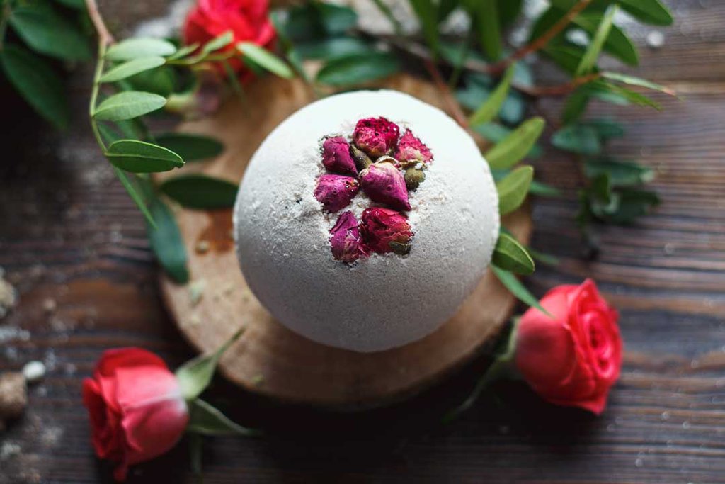 Bathsandbeyond1's tweet photo. But how will you choose the best bath bomb?

Read the full article: Everything to Know About Bath Bombs
▸ https://t.co/iPCvbqhutZ

#BlackWomenOwnedBusiness #BathEssentials #BathBomb #BathBombEssentials #MeTime https://t.co/3lcH2GiKsm