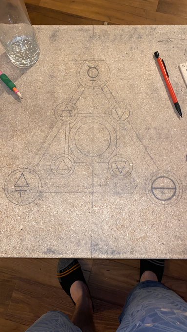 Rounded the edges, added an alchemical design, and then started with the black paint. Next to add the<a href="/tag/art"class="tags"><span>#art</span></a><a href="/tag/new"class="tags"><span>#new</span></a><a href="/tag/paint"class="tags"><span>#paint</span></a><a href="/tag/to"class="tags"><span>#to</span></a><a href="/tag/old"class="tags"><span>#old</span></a><a href="/tag/alchemy"class="tags"><span>#alchemy</span></a><a href="/tag/refurbish"class="tags"><span>#refurbish</span></a>