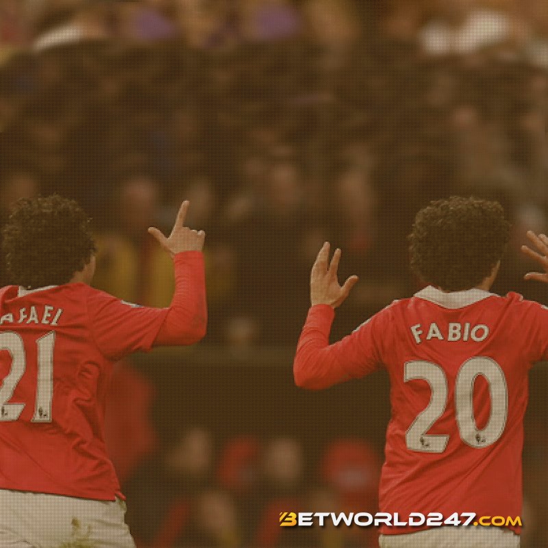 Do you remember these guys? We do. Happy Birthday to Fábio and Rafael da Silva. 