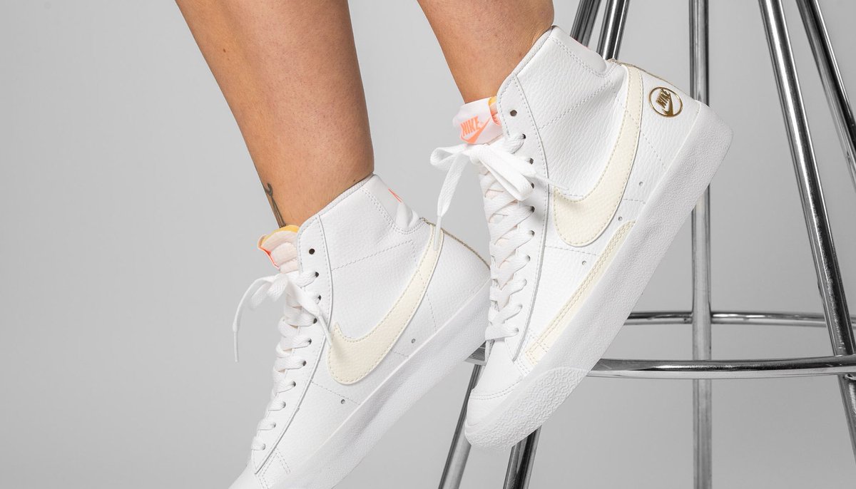 nike blazer mid 77 white sail metallic gold atomic pink