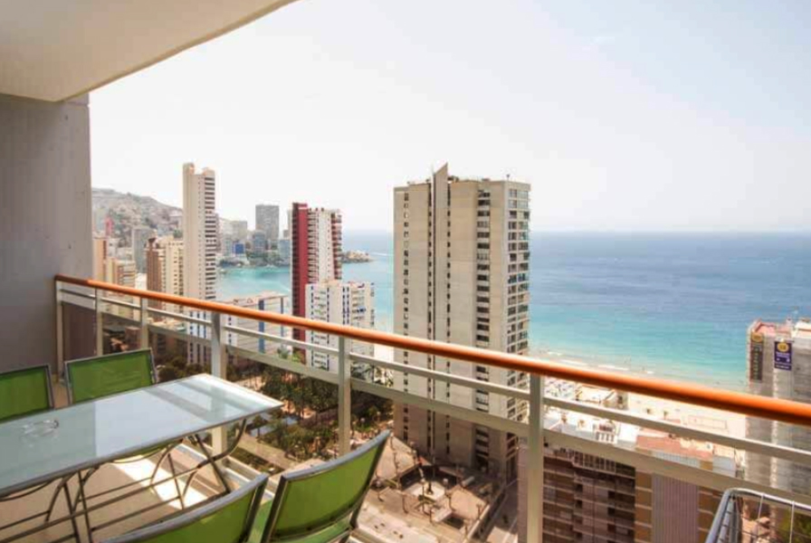 Beninter's tweet image. 🌊 ¿Quieres disfrutar del #mar y la #playa de #Benidorm? Tu lugar TOP son nuestros apartamentos Coblanca 41 👉🏼 bit.ly/2W0roBQ

🌊 Do you want to make the best of the #sea and the #beach? Then your TOP place is our Coblanca 41 apartments 👉🏼 bit.ly/2MequPI
