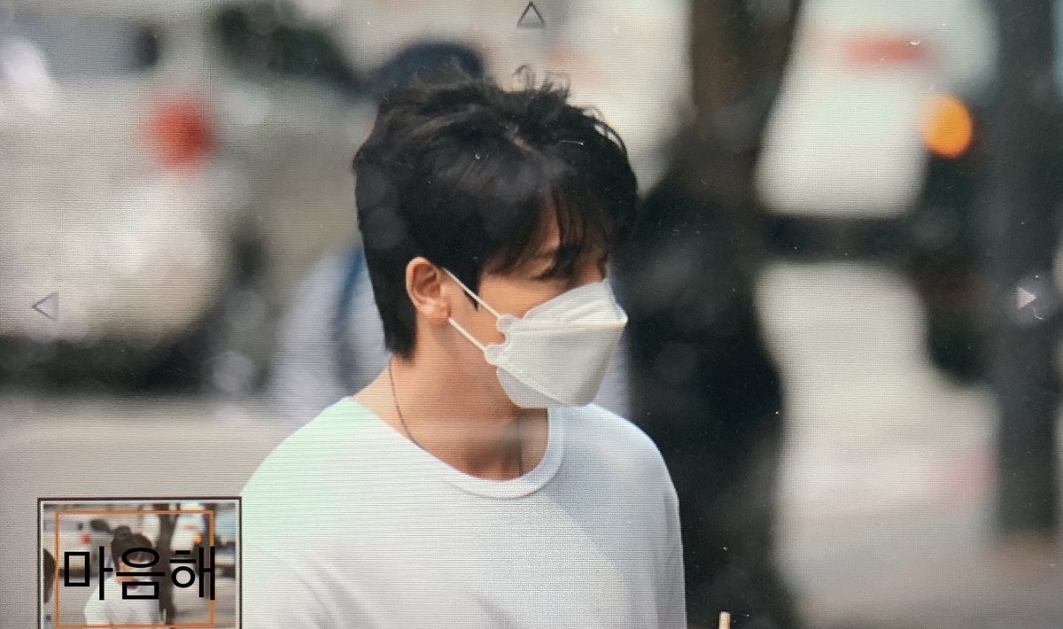 1041sj's tweet photo. 200709 
오랜만이야👋 

#동해 #DONGHAE #SUPERJUNIOR #슈퍼주니어 https://t.co/JvYPITl8Bh