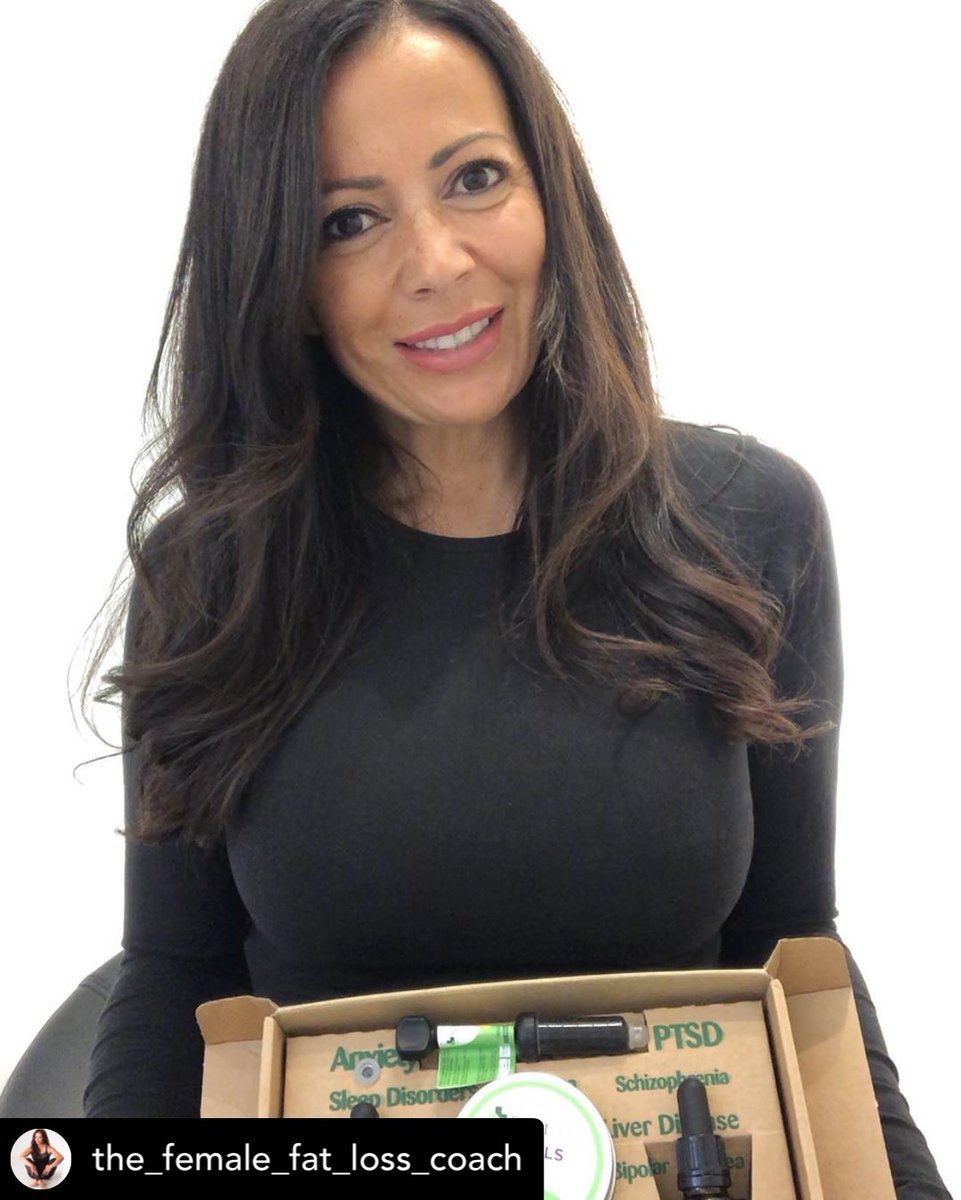 _SmartCBD's tweet photo. Huge congratulations to our latest competition winner! Keep your eyes peeled on our social media for more chances to win 🏆👀 ⁣

https://t.co/vevtp8aEQM

#cbd #cbdoil #comp #competition #giveaway #win #winner #competitionwinner #cbdcommunity https://t.co/Lkuvgrtaft