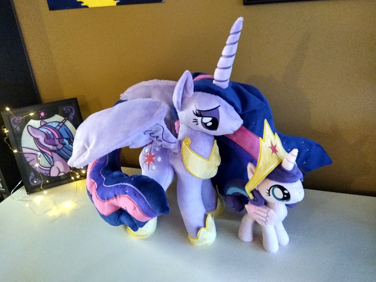 lumithekirin's tweet photo. I'm dying from cuteness. Send help.
Wanna win these two cuties and MORE? Check out the auction on my pinned post!
#brony #mlp #mlpfim #mylittlepony #twilightsparkle #flurryheart #mlps9 #mlpfinale #handmade #plush #plushie #mlpplush #mlplush #minky #auction #charity #donation https://t.co/6oU0JdUqYu