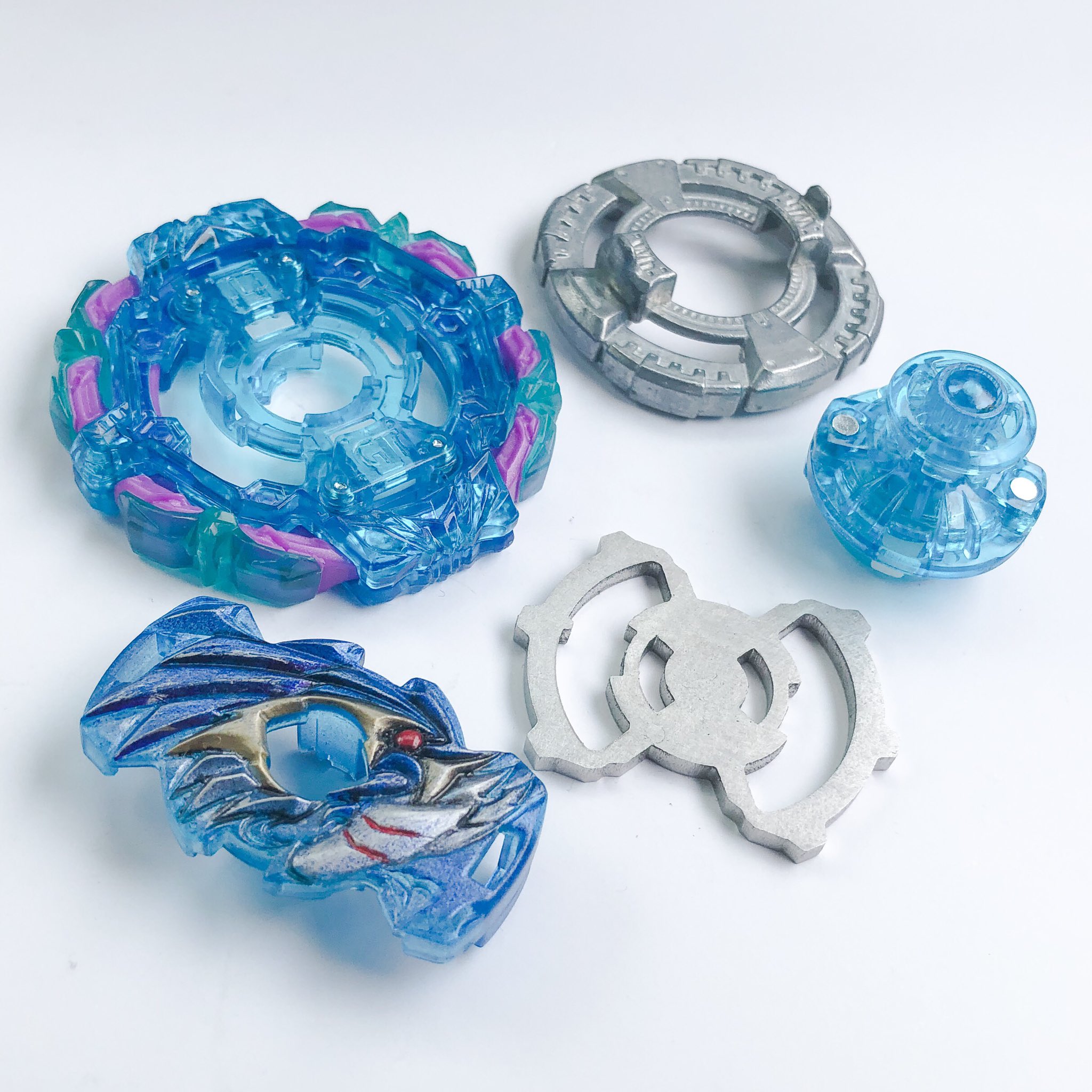 ケシマル ポイズンクラーケン Wh Zn 虚 チップとウエイトのみ魔改造品 強過ぎる事は無いですが 虚 うつろ ウエイトの超重量と 簡易バーストストッパー機能によって 現行気にも十分渡り合えるポテンシャルを秘めている と思う イカしてると思ったらrt