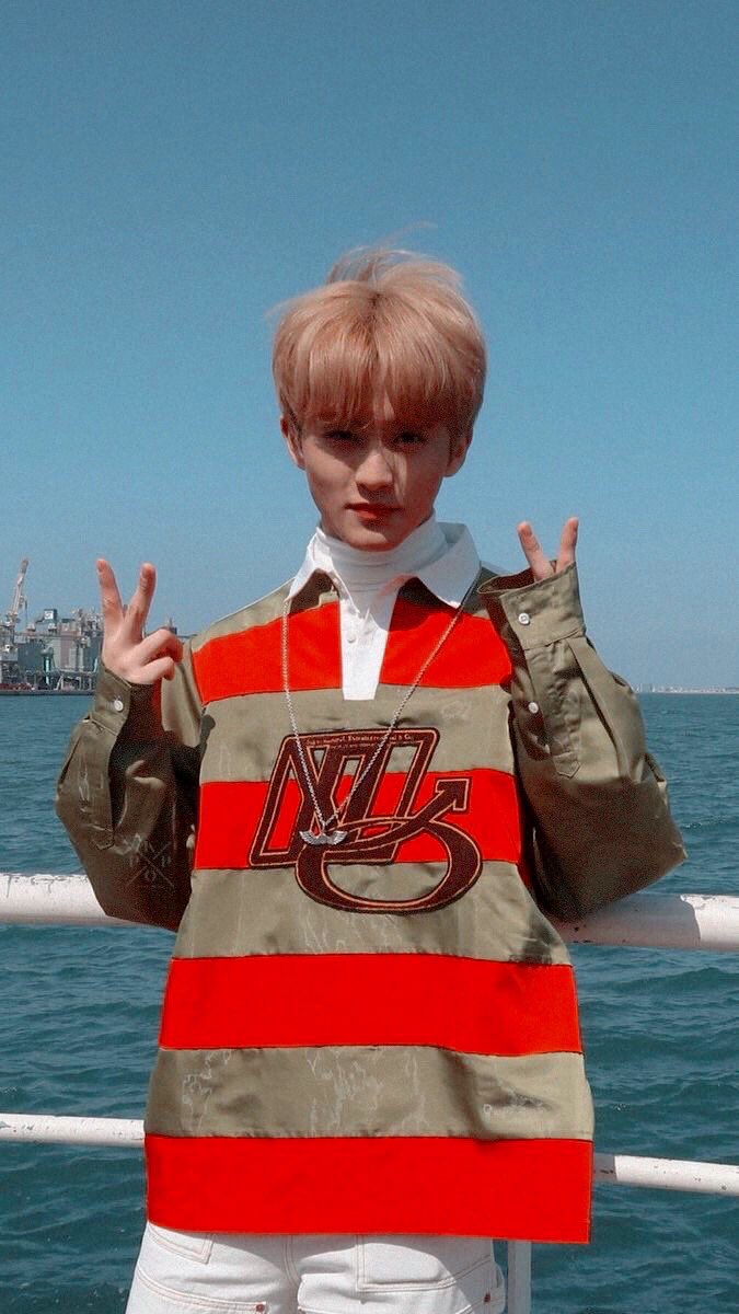 jaeyunies__'s tweet photo. • ° When I think of you,
Even if you’re in a place where I can’t touch you, 
I can feel you. ° •

#NCTzenSelcaDay https://t.co/KN4ic9BcTj