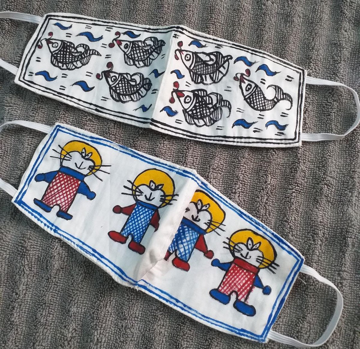 mithilakritihub's tweet photo. 🤩🤩GM to all Beautiful, Lovely, Smart, Cute, adorable, sweet Kids.👩‍👧‍👧👨‍👦‍👦
😷😷Cotton double layered mask for kids with mithila painting design.❣
👉watsapp @+91 7361941976
#kidsmask #kidsfashion #cottonmask #maskforkids #handmade #indianart #india 
@pathaklakshmi80 
@minujha1 https://t.co/EB1OzNXv5b