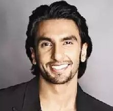 XSystemsGo's tweet image. These pictures don't do them justice but the first time I saw @MrStevenCree he kinda reminded me of Bollywood actor Ranveer Singh. Maybe not quite brothers from other mothers...but I'd be ok with seeing Ian suddenly break into bhangra 🤣.