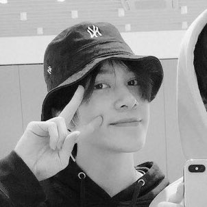 neophoriax's tweet photo. dedery e eu quem amou? 
#NCTzenSelcaDay https://t.co/6ucXzvjZth