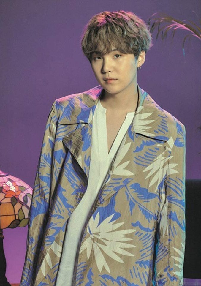 ScanArchiveBts's tweet photo. -SCAN- 2019 5th Muster Magic Shop Japan
POSTER
.
@BTS_twt #๋ฐฉํ์๋
๋จ #BTS #5THMUSTER #MAGICSHOP #MagicShopJapan
#์ง #JIN #์๊ฐ #SUGA #์ ์ดํ #JHOPE #๊น๋จ์ค #RM https://t.co/SVm3R1udIF