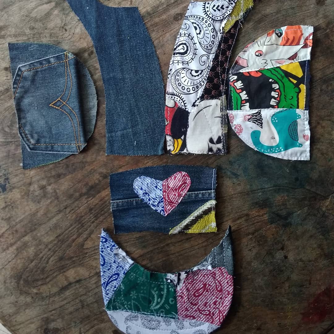 paws37's tweet photo. Project number 2
- Title : UNITY
- Five panel hat reworked fromJeans, Tshirt and Cotton fabric
- Wide bill
- Adjustable strap and nylon buckle
- 1 of 1
#Upcyclehat
#5panelhat
#bebasmerdeka https://t.co/KV1wkrQOmX