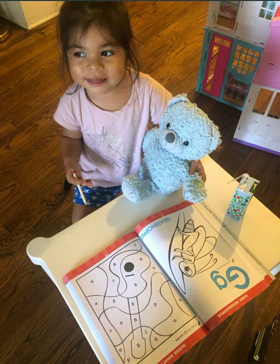 danicamckellar's tweet photo. Hi! I'd recommend
#BathtimeMathtimeSHAPES --> https://t.co/WsNFVcaun5
and #TenMagicButterflies --> https://t.co/ZhzfKivb4O
😊😊😊
RT @racstar2: @danicamckellar Lucy is 3 and many times has trouble focusing. Which of your math books should we purchase for her? https://t.co/p4OjqCgQNJ