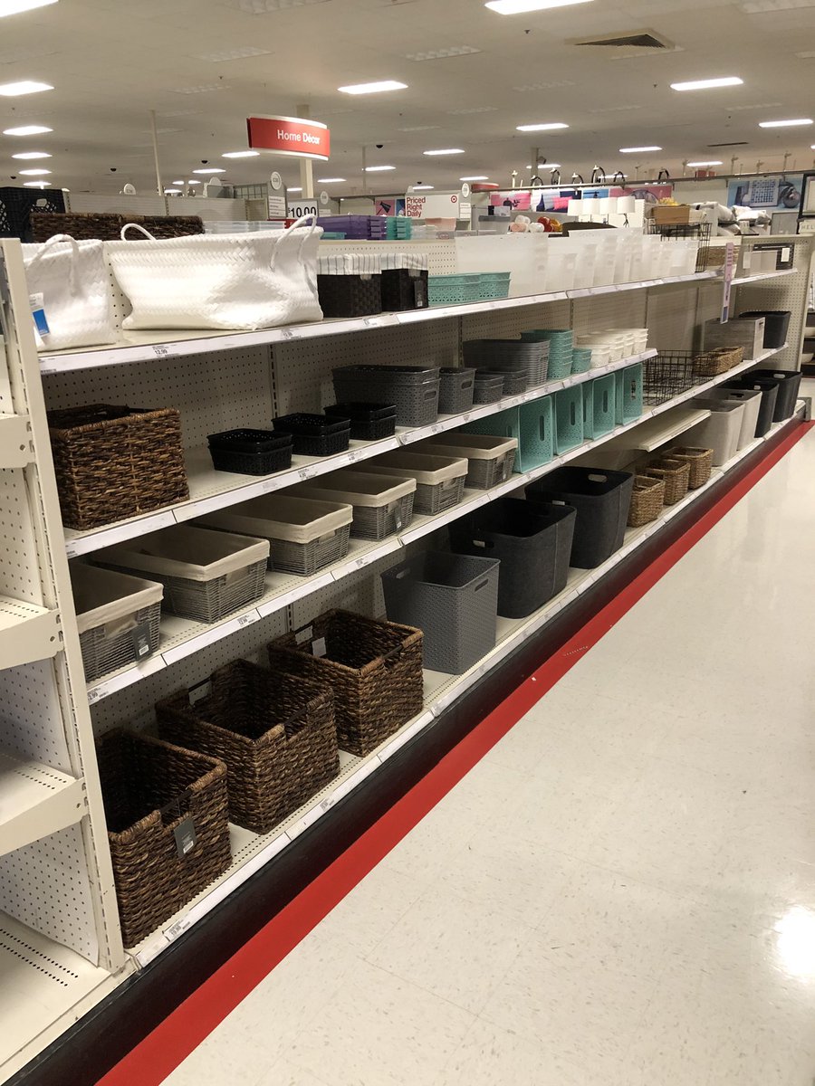 TheTargetBrian's tweet image. What do you do with empty shelf’s? You shop from the back, flex and fill. You can’t sell anything from empty shelf’s!!! #Brand4daze#originatedcomp#businessdesicions@@RachelH1842 @Audrey_Och @palayeva