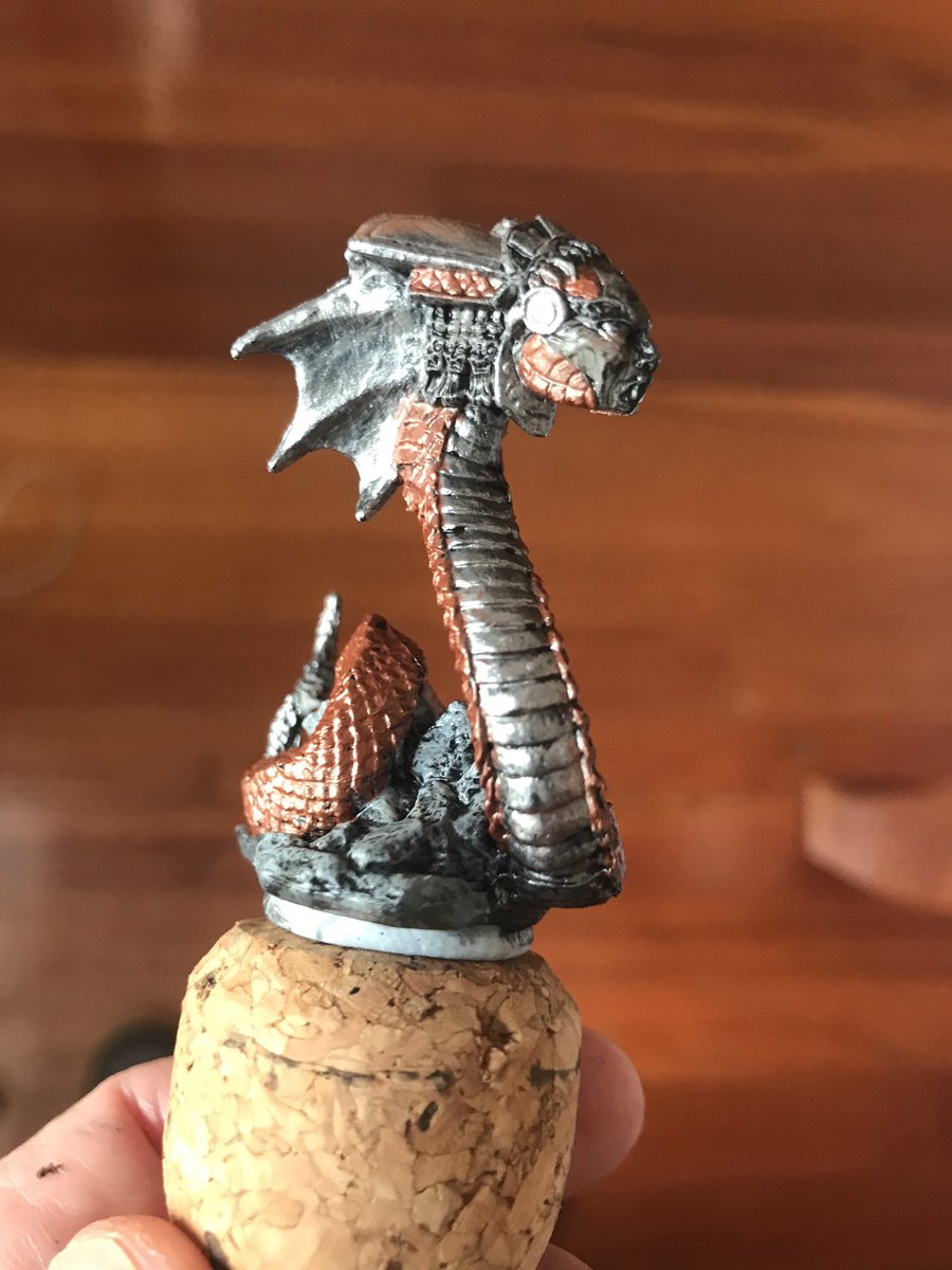 #dnd #naga #TharivolAndFriends #minis WIP metallic Naga https://t.co/ABHCDmQYyP