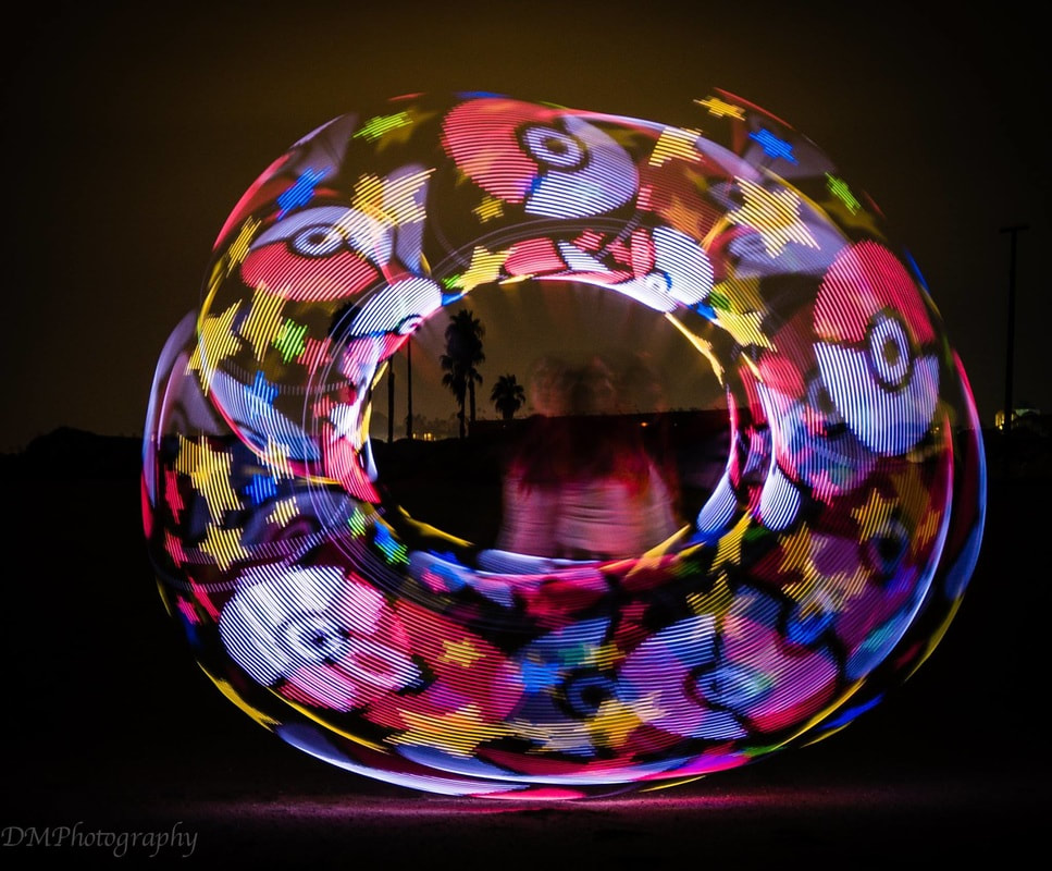 MissTwistedRose's tweet photo. A Pokeball LED hoop pattern I made ☺️🌟
I'm an avid Pokemon Go and Pokemon Sword / Shield Player, so this is basically combining my favorite things. #Hooping #LEDHoops #DesignerHoop https://t.co/yUxceOiXmV