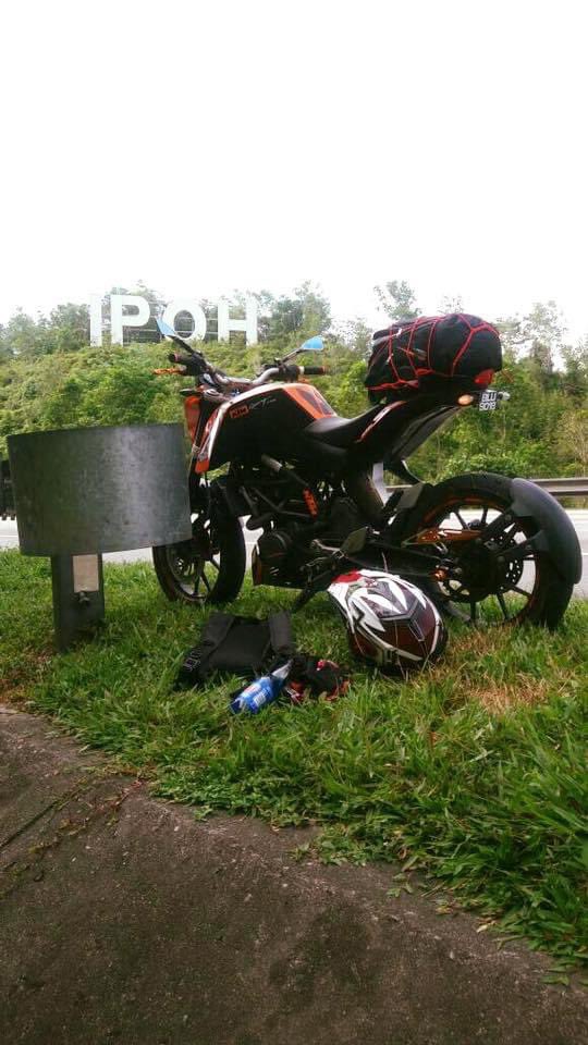 akirashar's tweet photo. KTM DUKE 200 to letgo RM4600 (incl roadtax &amp; ins) https://t.co/gh1BGijzUr