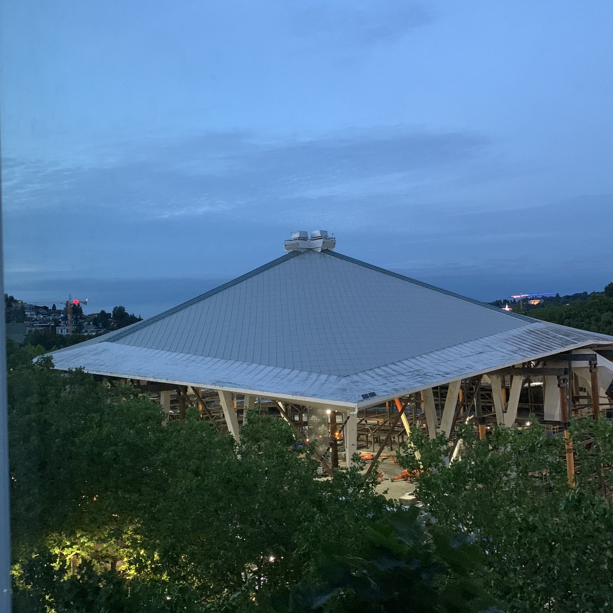 camerondeuel's tweet image. Just gotta add my Pokémon and this gym’s mine #KeyArena