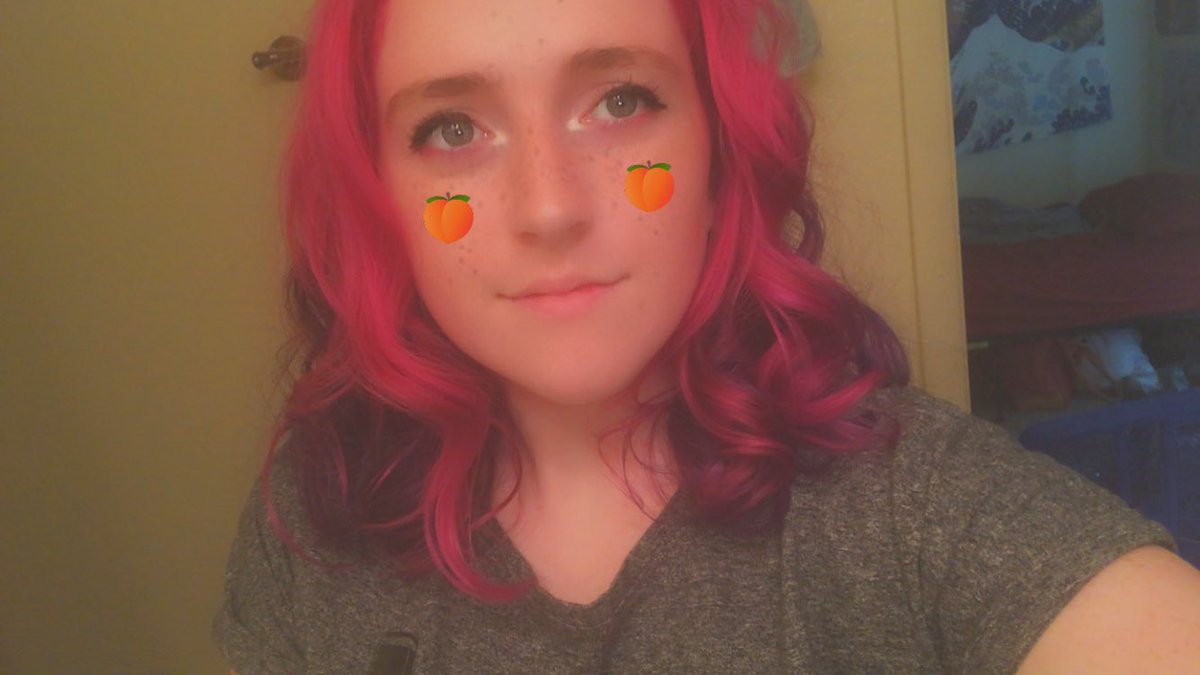 softpretzel99's tweet photo. Live now on Twitch! https://t.co/UymhecRFA7 https://t.co/WuFvF9F5bm