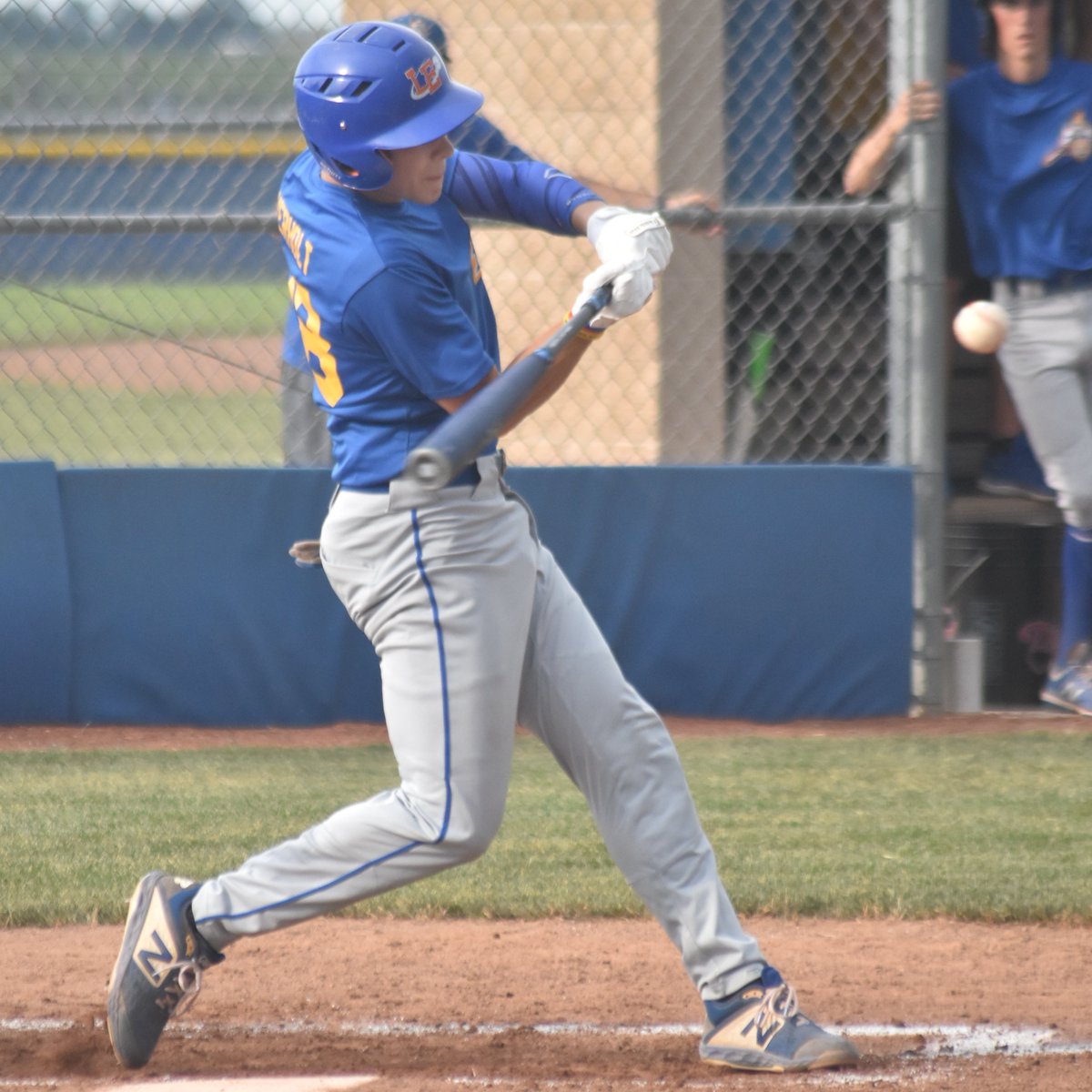 tbsports's tweet photo. Carter's no-hitter leads Lincolnview over Jefferson
https://t.co/q4gMkfYLE0 https://t.co/JRF2k9uINt