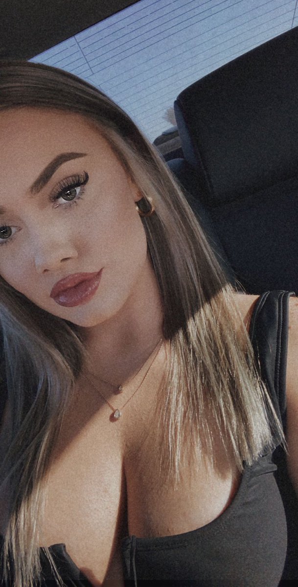 i liked this one better. 🖤🖤🖤