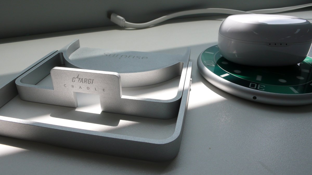 Surprise_Global's tweet photo. The Aluminium Combination—Chargi and Cradle https://t.co/3ZO2pWCHZM