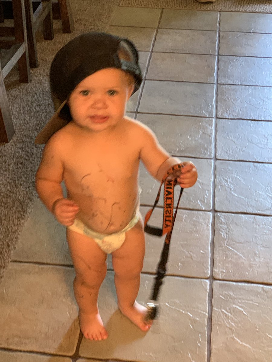 LexiIvon's tweet photo. Bryton looks younger and younger everyday 😦 https://t.co/MPwRtLFgYT