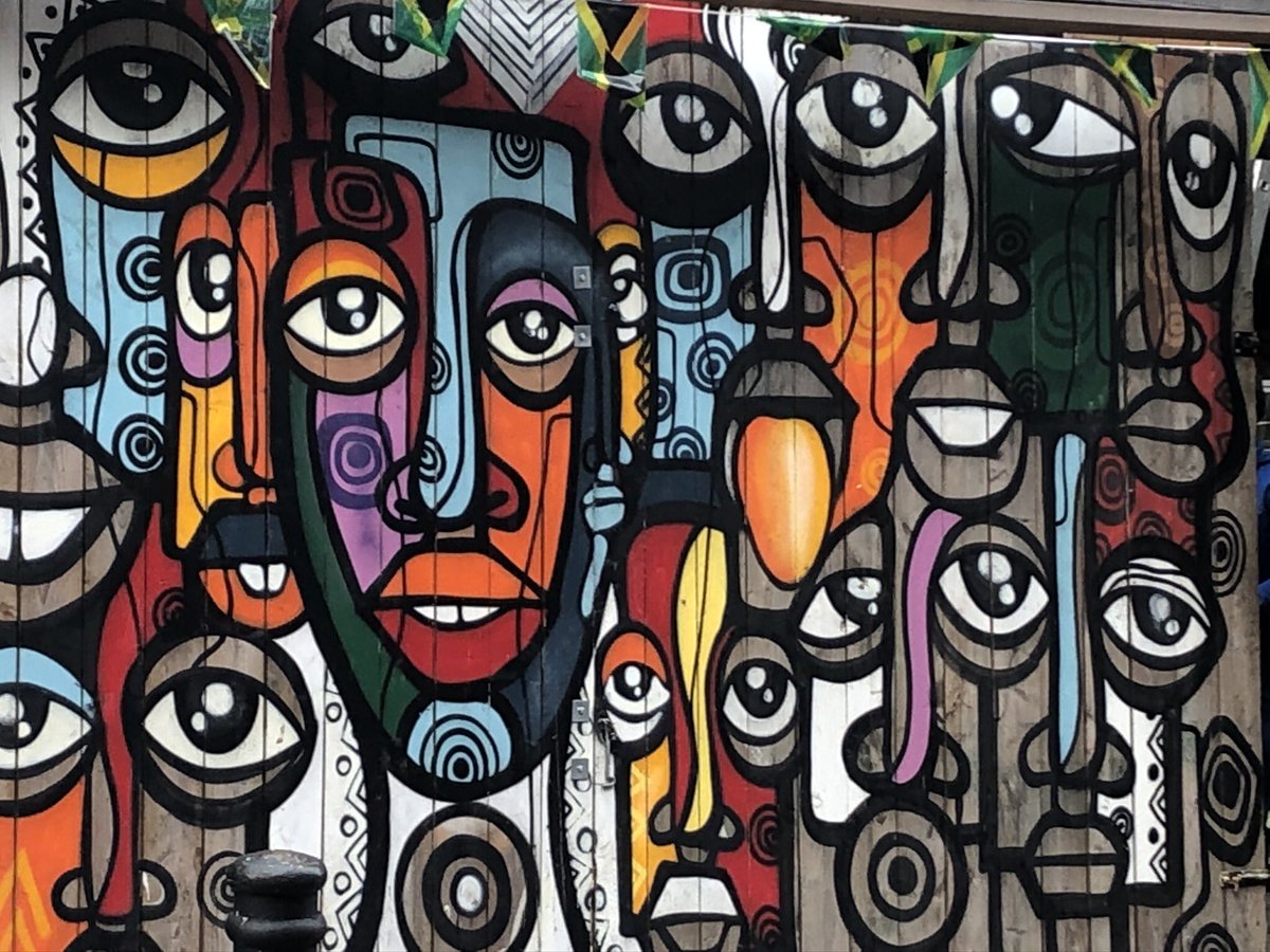 OasisArtBox's tweet photo. #London #streetart #shoreditch #communityarts #creativitypower https://t.co/6fQ3qFg4aB