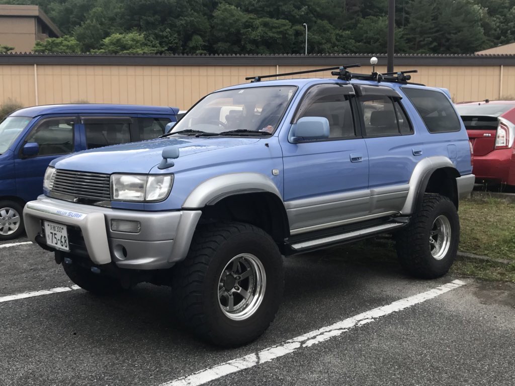downhiller130's tweet photo. 大事にしてる愛車がついに壊れた。22年間乗り継いできて初めて壊れた。修理費はなんと27万円∑(ﾟДﾟ) こつこつ貯めた貯金の半分弱が吹っ飛んでしまった！お金はすぐ払うので、ぜひ元気になって帰ってきて欲しい。 https://t.co/M6iJCrJ6WD