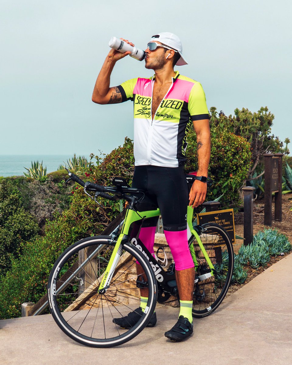 elevated_mvmt's tweet photo. Long Ride In #LagunaBeach This Morning ☀️ #Cycling #Triathlon https://t.co/I7HL24YoA9
