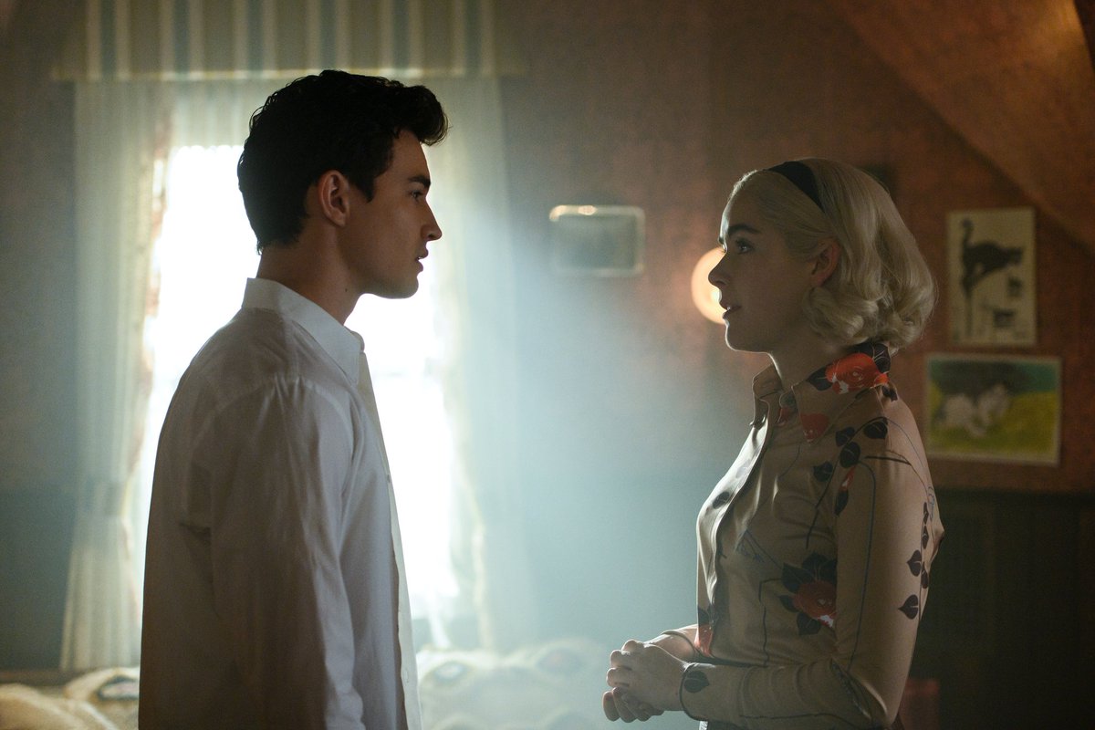 hawkinssquawk's tweet photo. Non riesco a crederci che questa sarà l'ultima stagione, una delle mie serie tv preferite💔 #ChillingAdventuresofSabrina https://t.co/YXNC4bkh4M