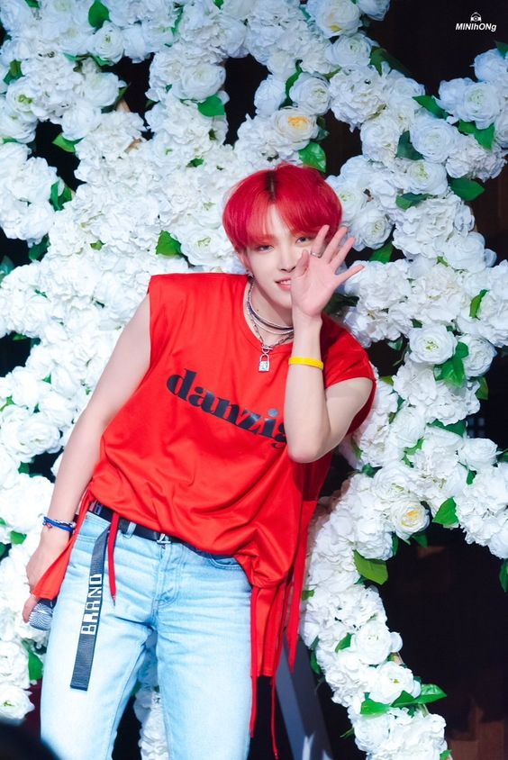 <a thread of cherry hongjoong bc we all miss cherry hongjoong>