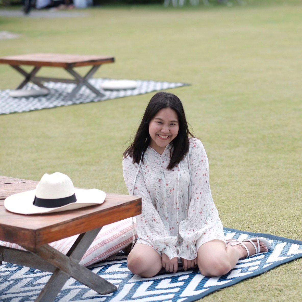 godoeat's tweet photo. #คาเฟ่หัวหิน สุดชิคที่ต้องไป 🌤🍃⁣
📌  Eureka Beach Cafe 
เป็นคาเฟ่ที่ชิคมาก เกร๋ๆมุมถ่ายรูปเยอะมากก⁣
แต่ได้รูปมากรุบกริบเพราะคนเยอะมากจ้ะ😅⁣
ถ้ามาแนะนำให้มาตอนเช้าเลย คนน่าจะไม่เยอะ⁣
#คาเฟ่หัวหิน #รีวิวหัวหิน #หัวหิน https://t.co/mX0Lt3QQBJ